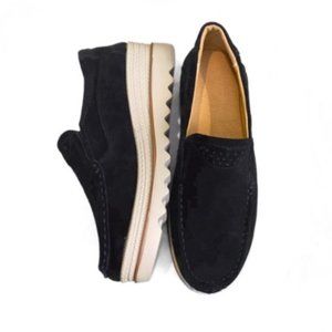 NWOT Breathable Suede Round Slip On Platform Shoes